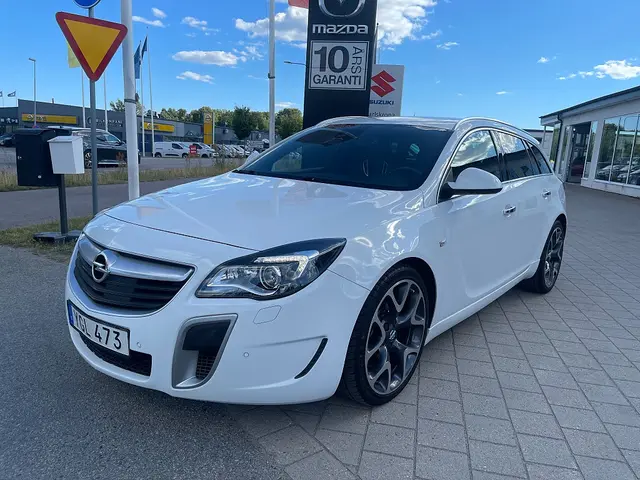 Opel Insignia OPC Sports Tourer 2.8 V6 Turbo 4x4 OPC 325 hk
