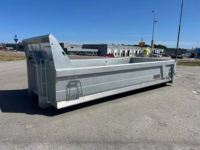 Övriga Nya Schaktflak 12 m3 Hardox Flertalet Färger Hemma