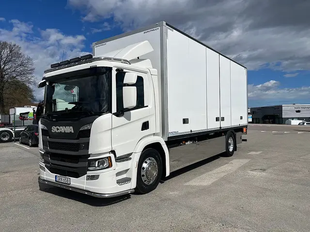 Scania P280 4x2 Skåpbil Öppningsbarsida, *300 Mil*