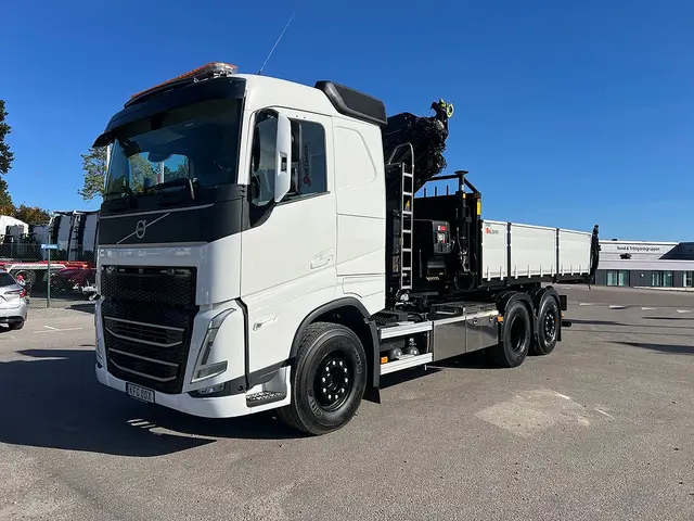 Volvo FH13 500 6x2*4 Lastväxlare, Inkl Kranflak Hiab 232