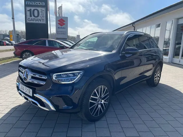 Mercedes-Benz GLC 300 e 4MATIC 9G-Tronic Base 320 hk