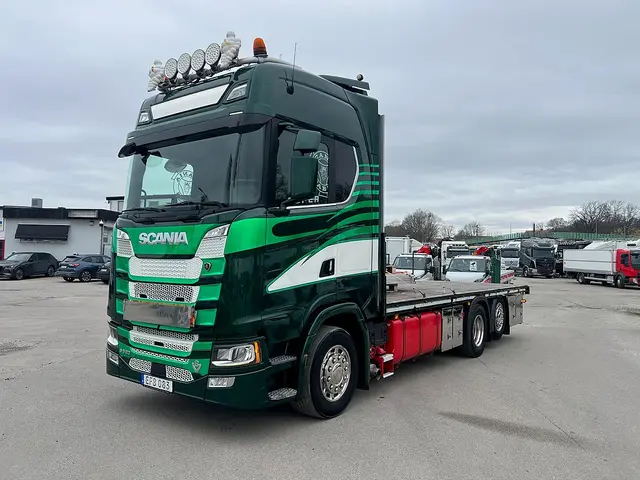 Scania S520 V8 6x2*4 Flakbil