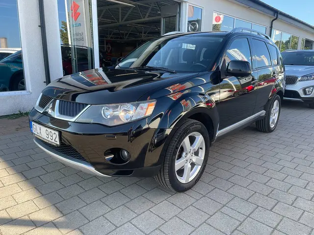 Mitsubishi Outlander 2.4 AWD CVT