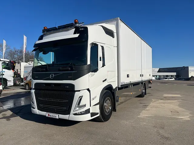 Volvo FM11 330 Skåp Öppningsbarsida MKT Utrustning 18 Pall