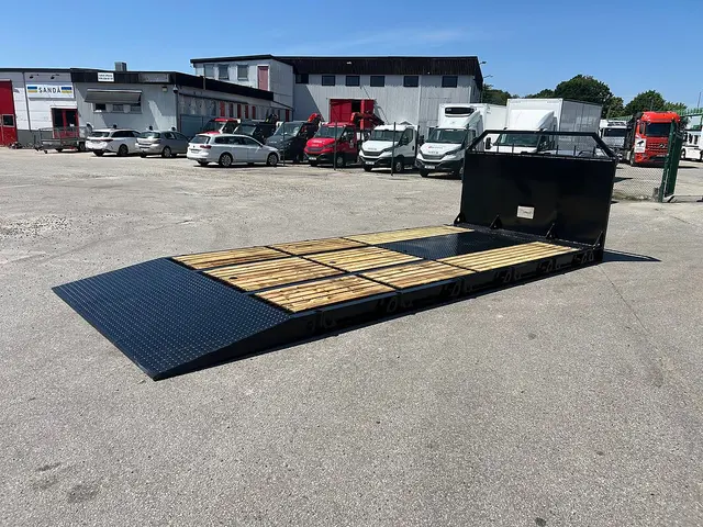 Övriga Nya Maskinflak med fastramp